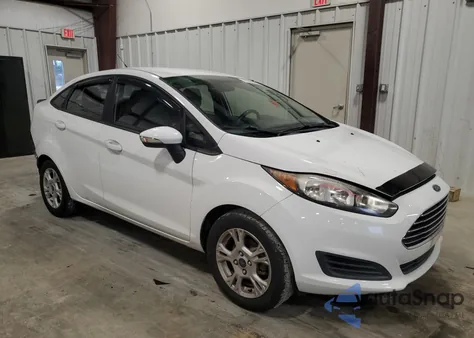 2014 Ford Fiesta Se z USA, uszkodzony, nr VIN 3FADP4BJ1EM232675